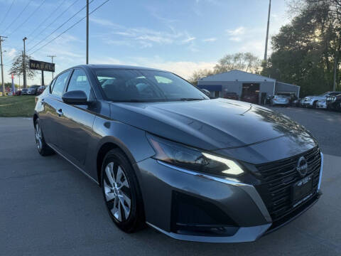 2023 Nissan Altima 2.5 S FWD photo