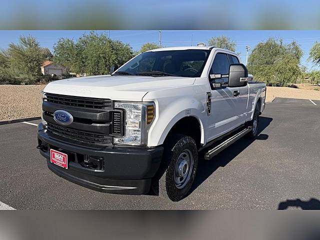2019 Ford F-250 Super Duty  4WD photo