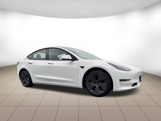 2022 Tesla Model 3 Long Range AWD photo
