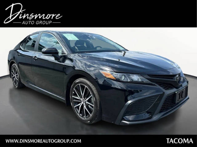 2021 Toyota Camry SE AWD photo