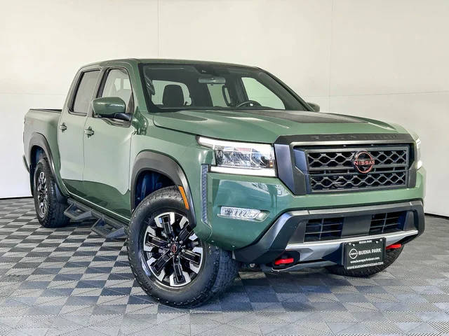 2022 Nissan Frontier PRO-4X 4WD photo