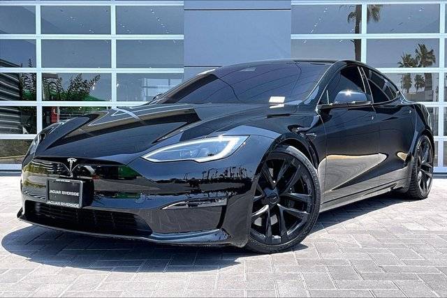 2022 Tesla Model S Plaid AWD photo