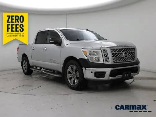 2019 Nissan Titan SV RWD photo