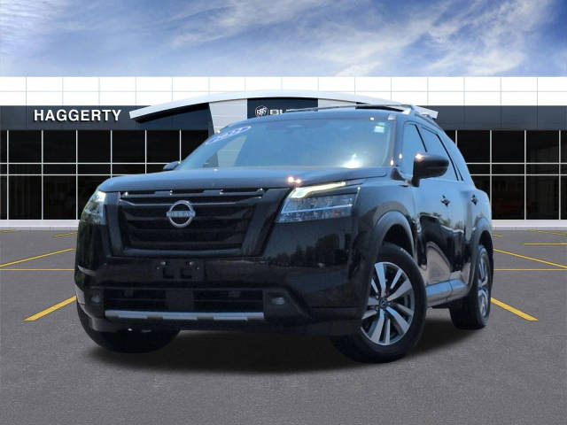 2022 Nissan Pathfinder SL 4WD photo