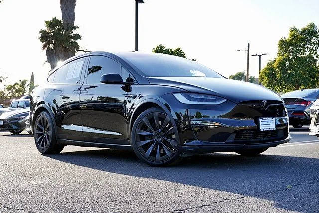 2022 Tesla Model X Plaid AWD photo