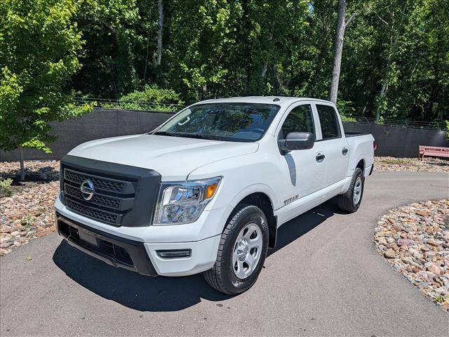 2021 Nissan Titan S 4WD photo