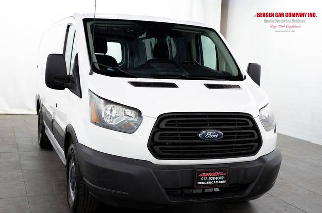 2017 Ford Transit Van  RWD photo