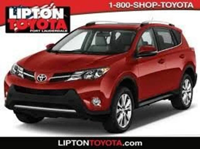 2015 Toyota RAV4 LE FWD photo