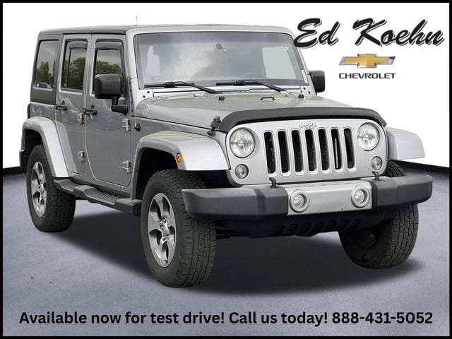 2016 Jeep Wrangler Unlimited Sahara 4WD photo