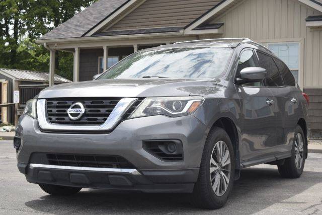 2017 Nissan Pathfinder S FWD photo
