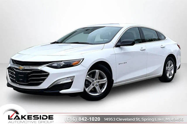 2022 Chevrolet Malibu LS FWD photo