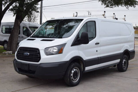 2018 Ford Transit Van RWD photo