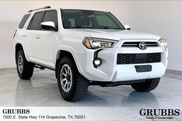 2022 Toyota 4Runner SR5 RWD photo