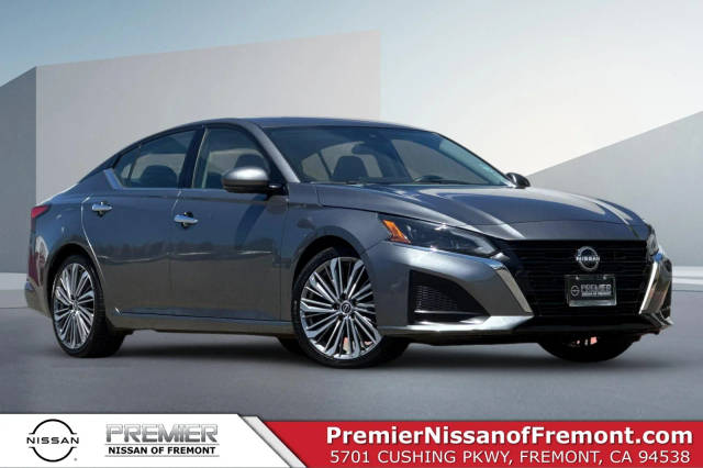 2023 Nissan Altima 2.5 SL FWD photo