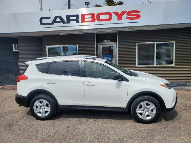 2015 Toyota RAV4 LE AWD photo