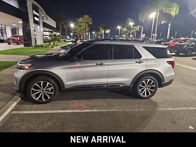2020 Ford Explorer ST 4WD photo