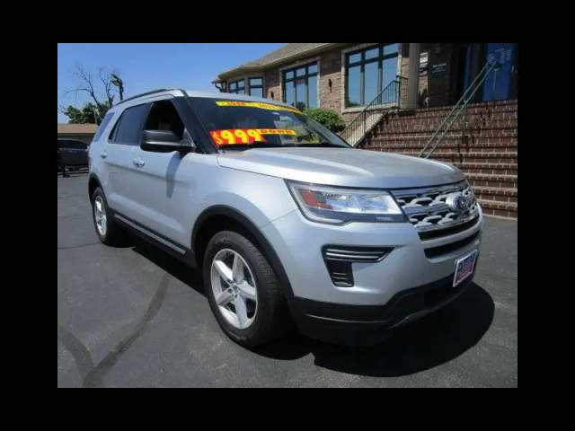 2019 Ford Explorer XLT FWD photo