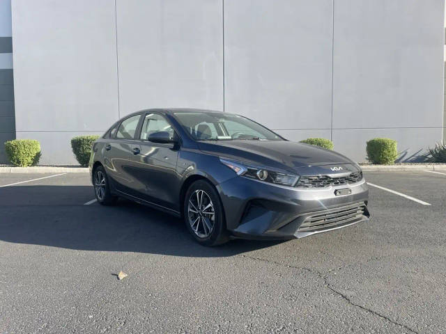 2023 Kia Forte LXS FWD photo