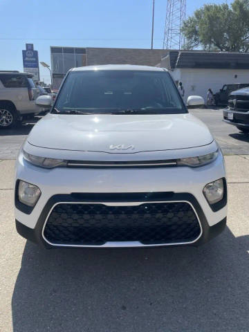 2022 Kia Soul LX FWD photo