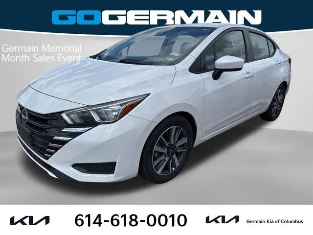 2023 Nissan Versa SV FWD photo