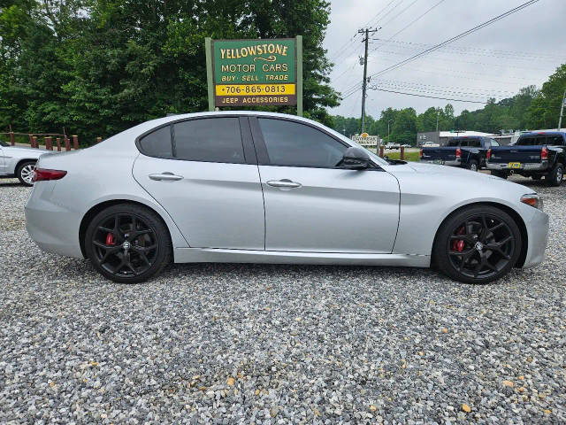2020 Alfa Romeo Giulia Sport RWD photo