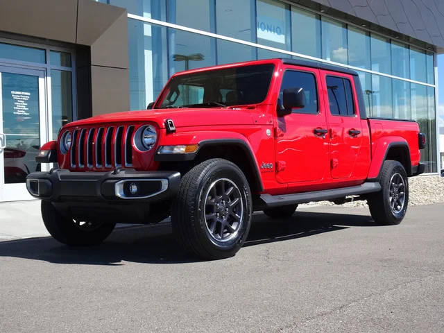2022 Jeep Gladiator Overland 4WD photo