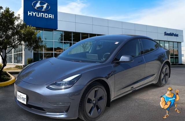 2023 Tesla Model 3 RWD photo
