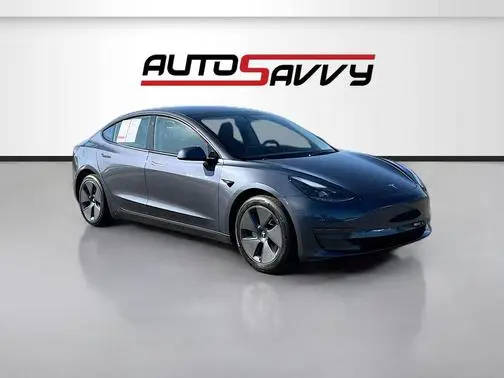 2023 Tesla Model 3 RWD photo