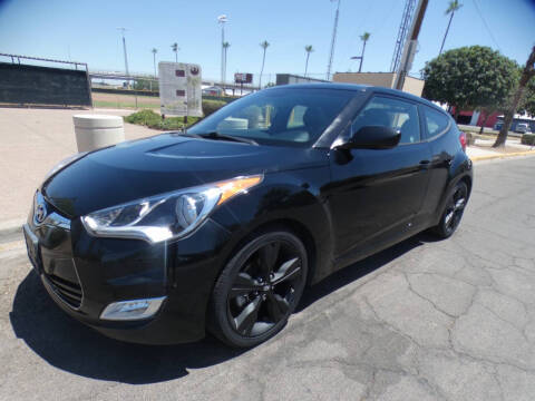 2016 Hyundai Veloster FWD photo