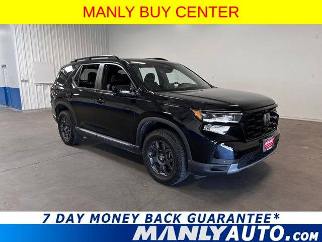 2023 Honda Pilot TrailSport AWD photo