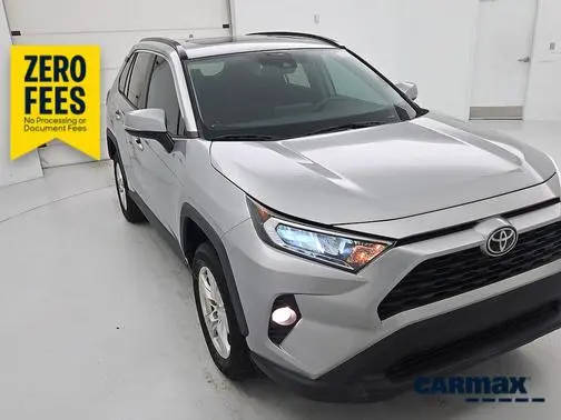 2021 Toyota RAV4 XLE AWD photo