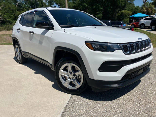 2023 Jeep Compass Sport 4WD photo