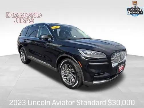 2023 Lincoln Aviator Standard AWD photo