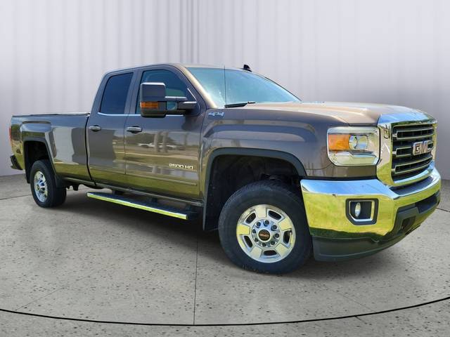 2015 GMC Sierra 2500HD SLE 4WD photo