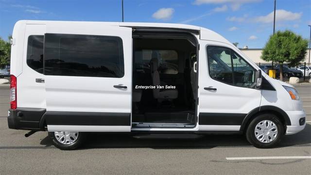 2020 Ford Transit Passenger Wagon XLT RWD photo