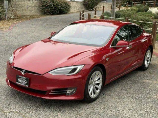 2017 Tesla Model S 90D AWD photo