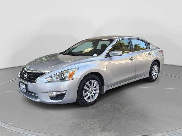 2015 Nissan Altima 2.5 S FWD photo