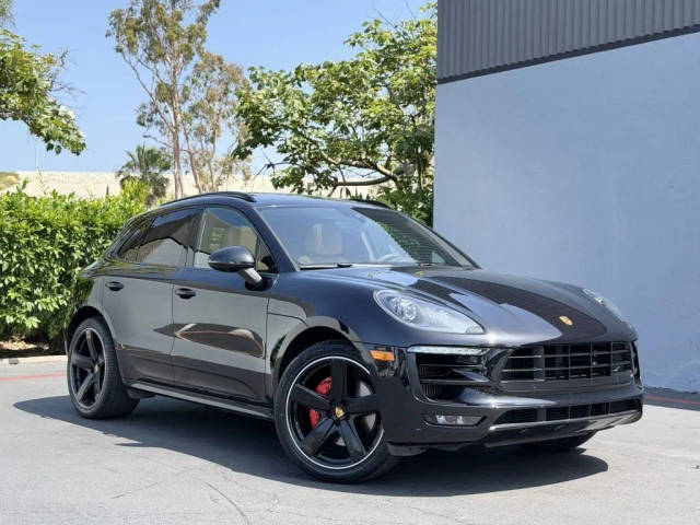 2017 Porsche Macan GTS AWD photo