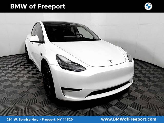 2023 Tesla Model Y  AWD photo