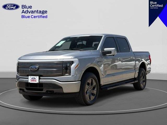 2023 Ford F-150 Lightning LARIAT AWD photo