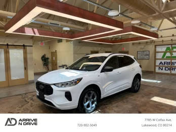 2023 Ford Escape ST-Line AWD photo