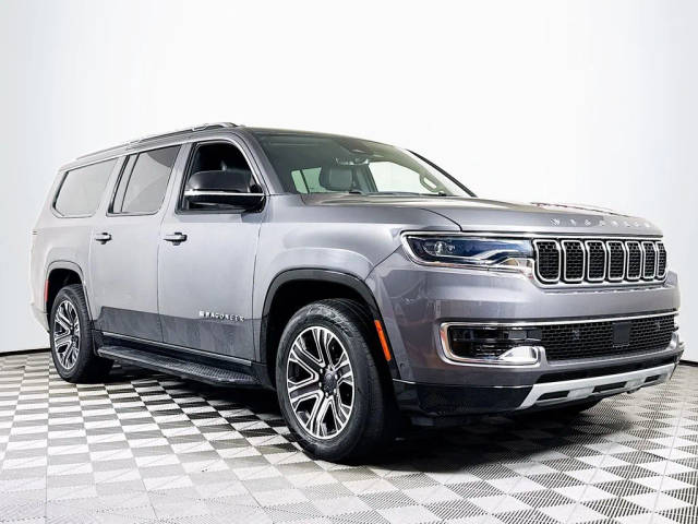 2023 Jeep Wagoneer L Series II 4WD photo