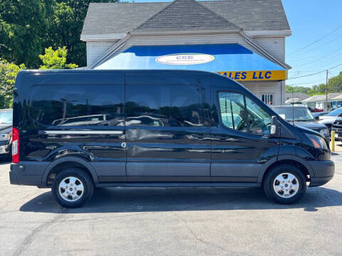 2017 Ford Transit Van RWD photo