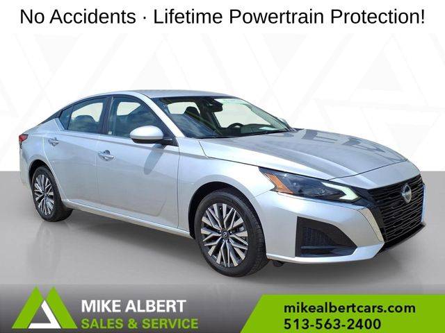 2023 Nissan Altima 2.5 SV AWD photo
