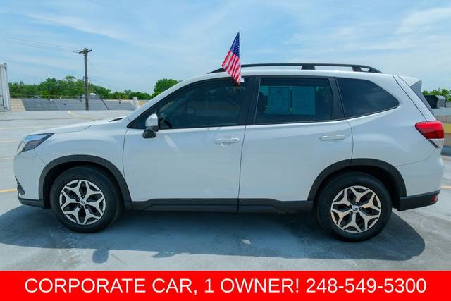 2023 Subaru Forester Premium AWD photo