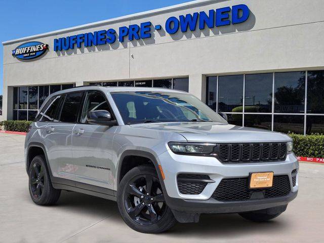 2023 Jeep Grand Cherokee Altitude RWD photo