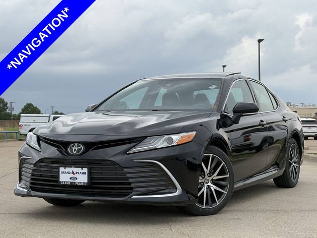 2023 Toyota Camry XLE V6 FWD photo