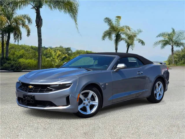 2020 Chevrolet Camaro 1LT RWD photo