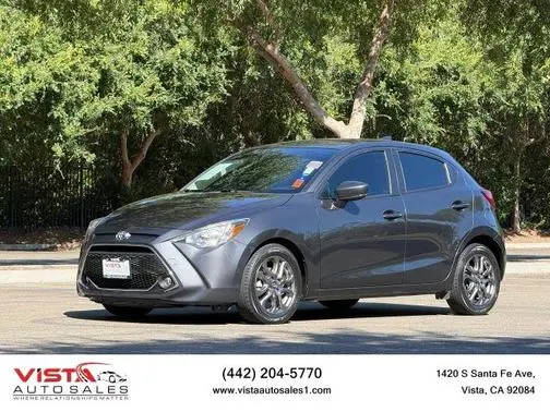 2020 Toyota Yaris LE FWD photo