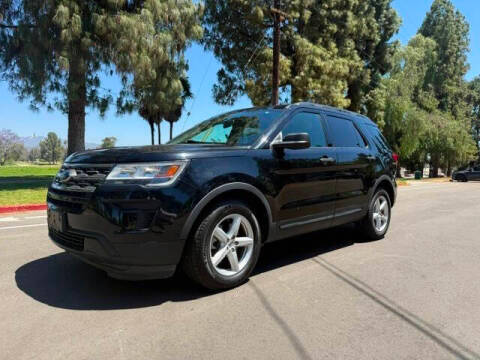 2018 Ford Explorer Base FWD photo